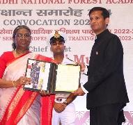 Karthikeyan V